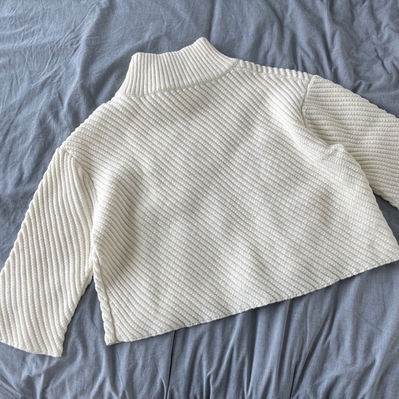 Turtleneck drop sleeve White Knit Top Sweater - Picture 2 of 7